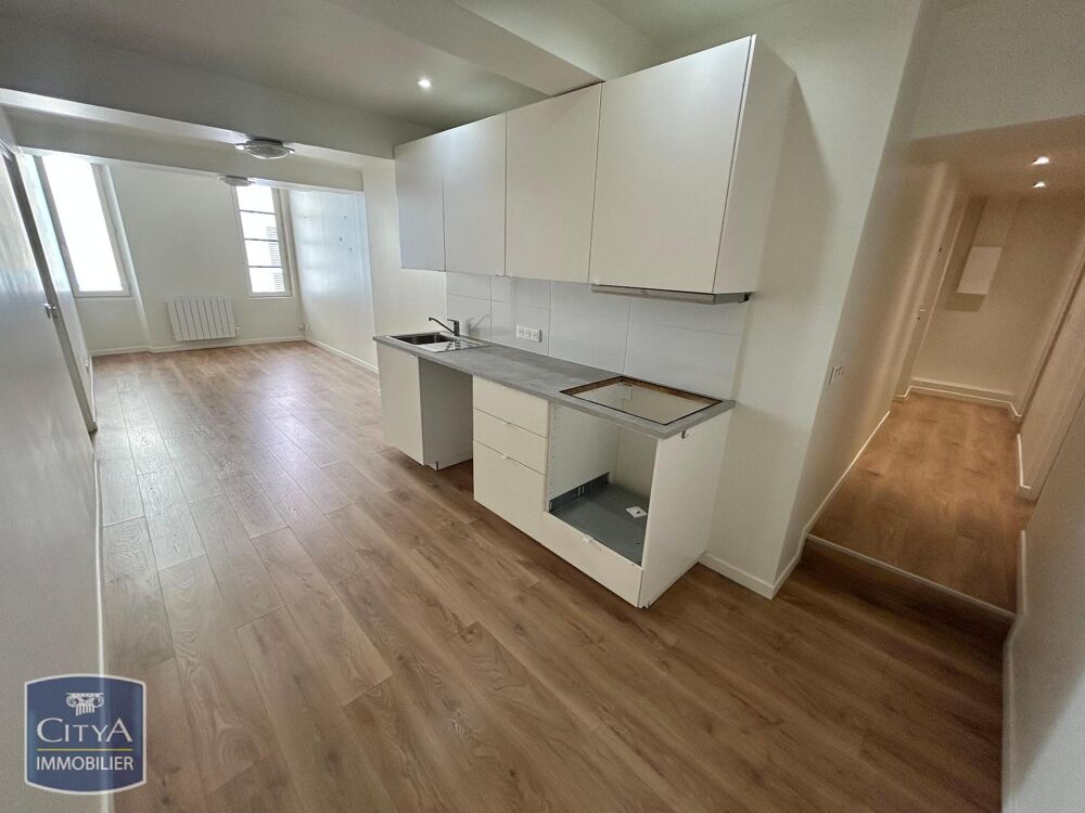 location Appartement - 2 pièce(s) - 57 m² Toulon (83000)