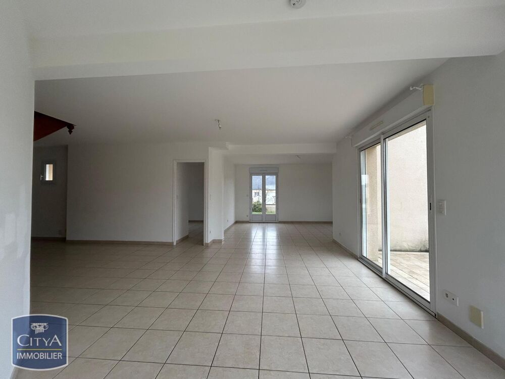 location Maison - 6 pièce(s) - 144 m² Mazé (49630)