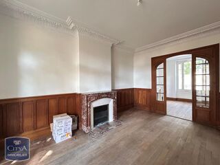  Appartement à louer 2 pièces 45 m²