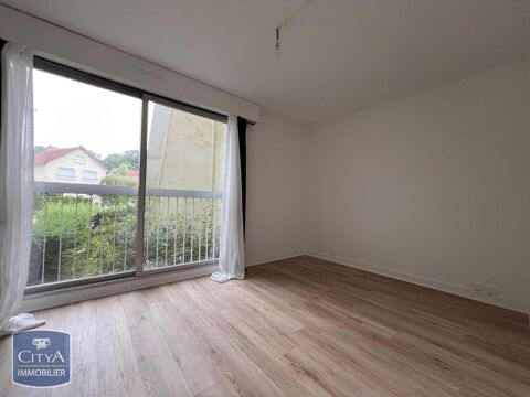   Location Appartement Appartement - 1 pièce(s) - 19 m²
