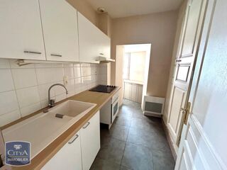  Appartement à louer 4 pièces 107 m²