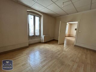  Appartement à louer 3 pièces 56 m²