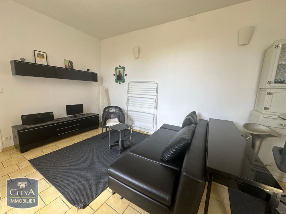 À LOUER : Petite maison meublée quartier chalouère Maiso....