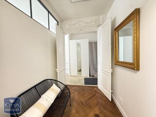  Appartement à louer 2 pièces 45 m²
