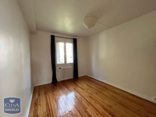  Appartement à louer 3 pièces 65 m²
