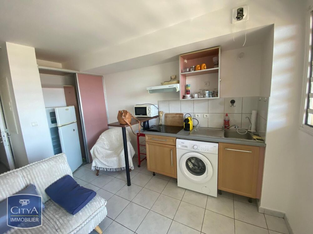 location Appartement - 2 pièce(s) Saint-Denis (97400)
