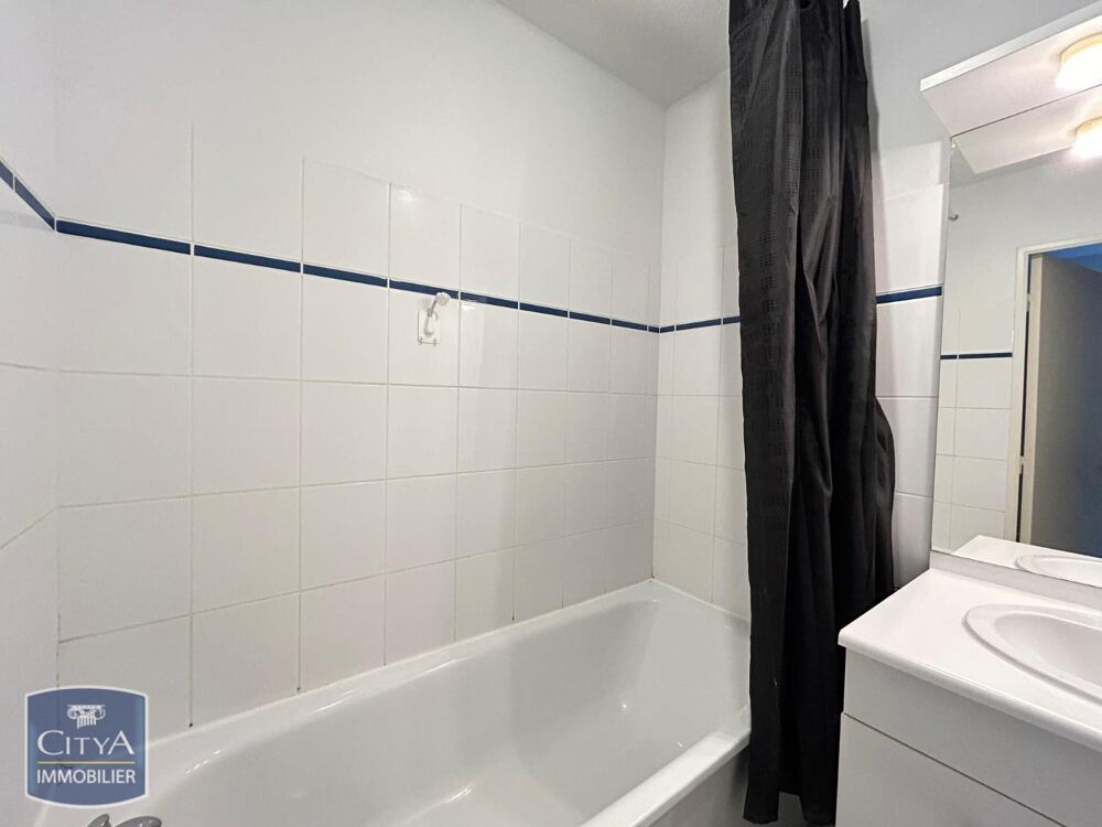location Appartement - 2 pièce(s) - 48 m² Vierzon (18100)