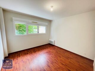  Appartement à louer 3 pièces 66 m²