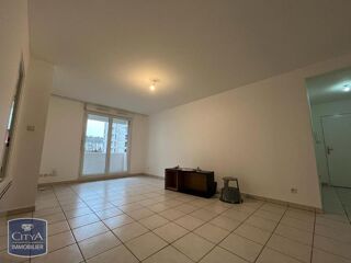  Appartement à louer 3 pièces 63 m²