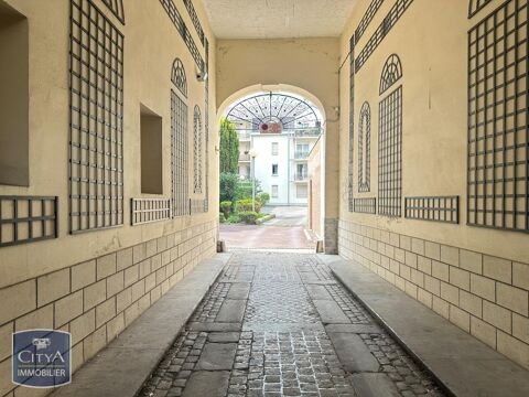  Parking / Garage � louer 