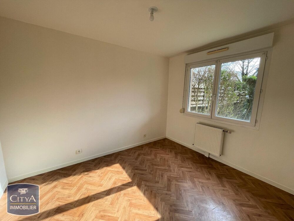 EXCLUSIVITÉ - APPARTEMENT 3 PIÈCES AVEC JARDIN En locati....