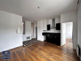  Appartement à louer 3 pièces 43 m²