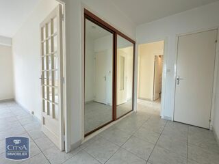  Appartement à louer 3 pièces 66 m²