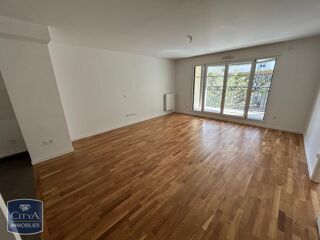  Appartement à louer 4 pièces 87 m²