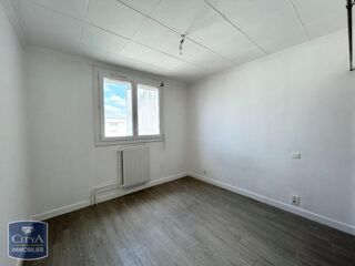  Appartement à louer 3 pièces 53 m²