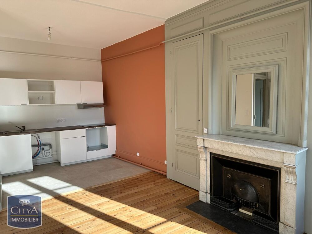 location Appartement - 4 pièce(s) - 78 m² Tassin-la-Demi-Lune (69160)