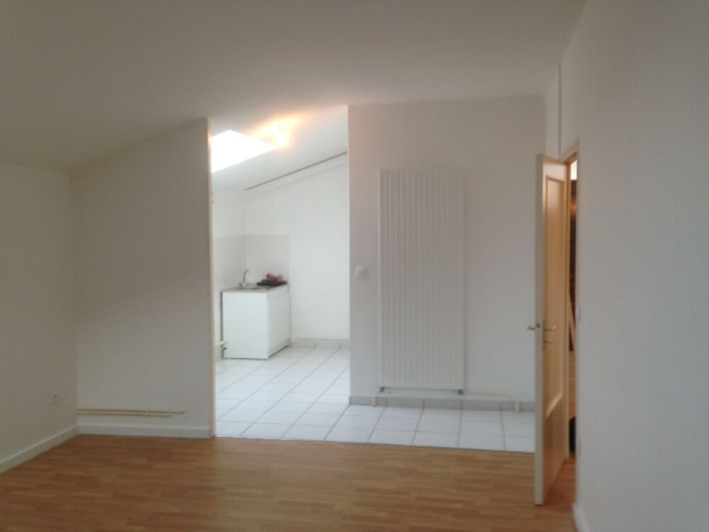 LYON 9 - APPARTEMENT T2 DE 54M² - PROCHE COMMERCES - LYO....