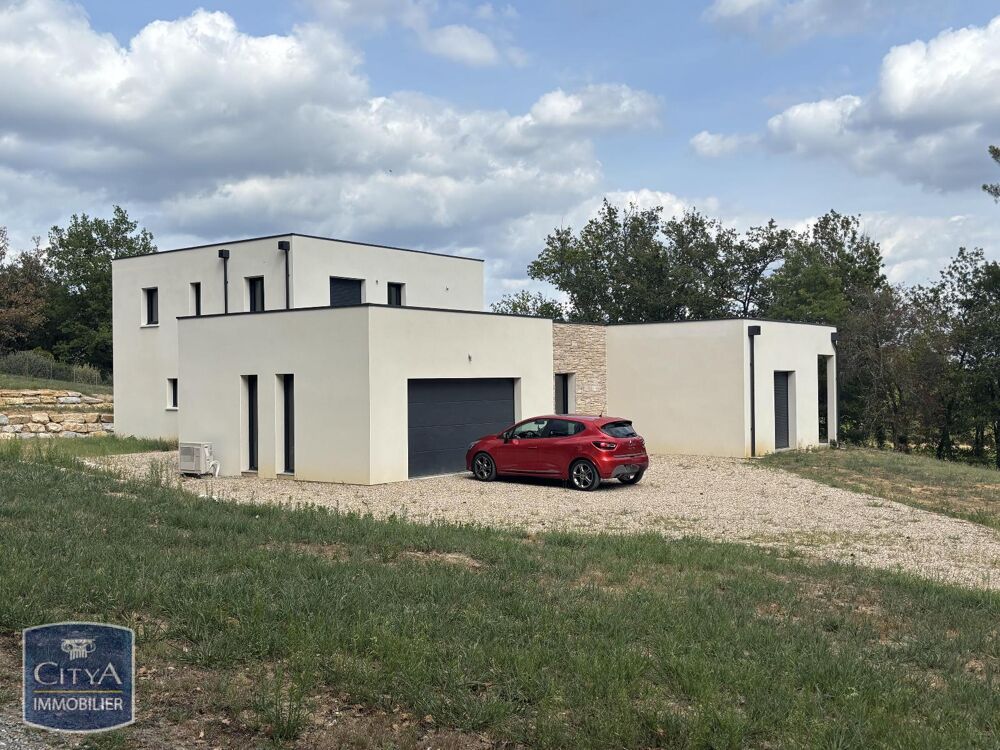 location Maison - 5 pièce(s) - 218 m² Lembras (24100)