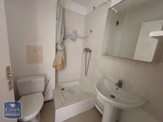  Appartement à louer 2 pièces 33 m²