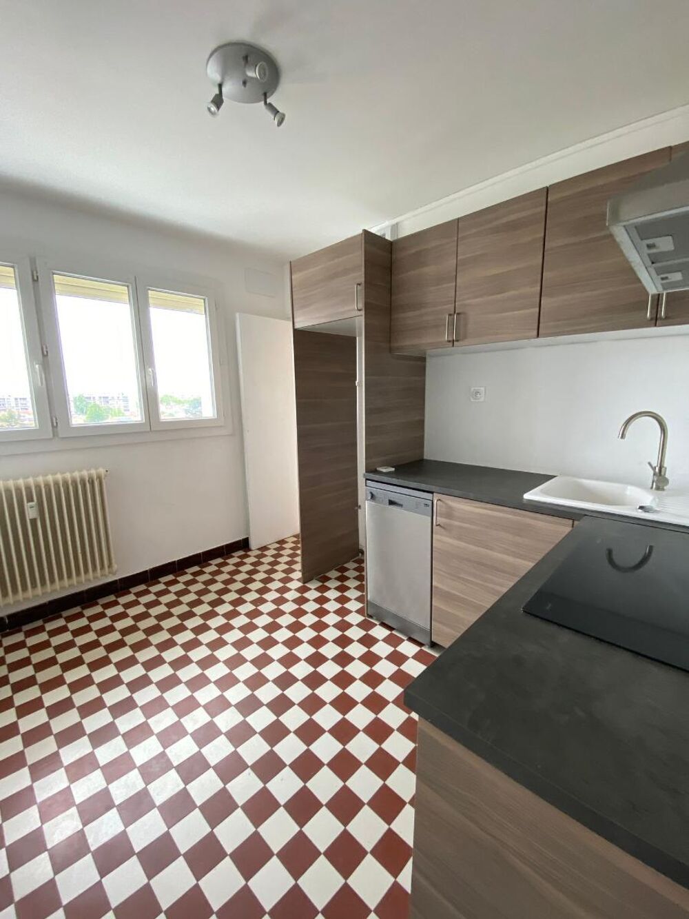 location Appartement - 3 pièce(s) - 60 m² Valence (26000)