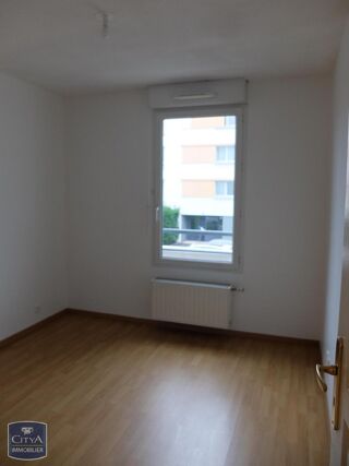  Appartement à louer 2 pièces 49 m²