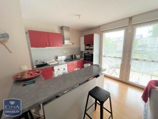  Appartement à louer 4 pièces 87 m²