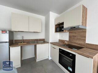  Appartement à louer 3 pièces 63 m²