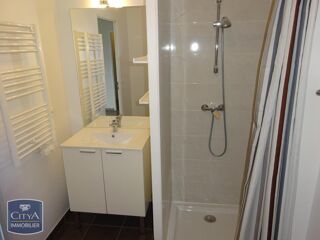  Appartement à louer 2 pièces 40 m²