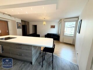  Appartement à louer 3 pièces 73 m²