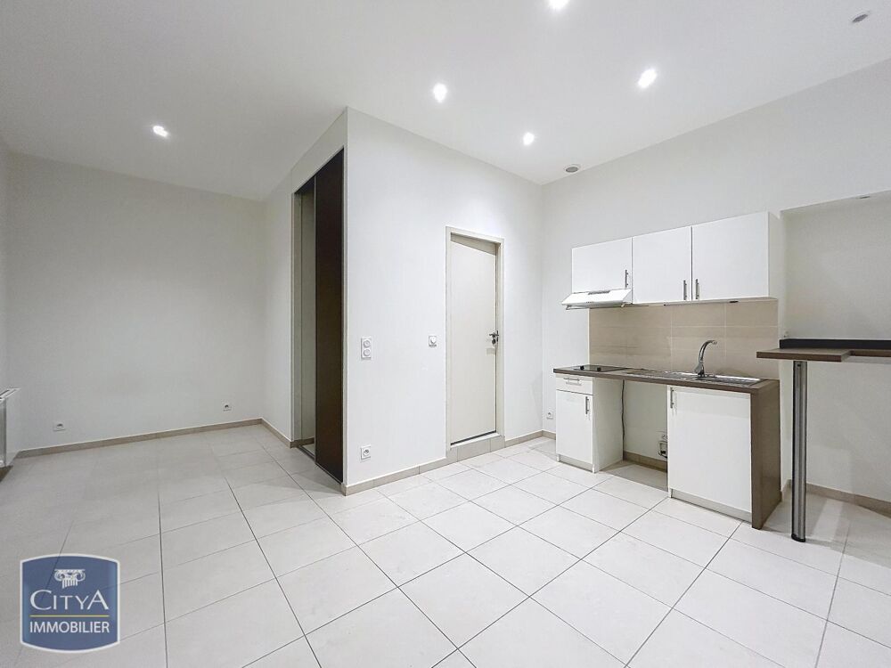 location Appartement - 1 pièce(s) - 32 m² Lyon 1