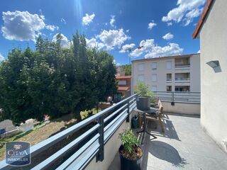  Appartement à louer 4 pièces 86 m²
