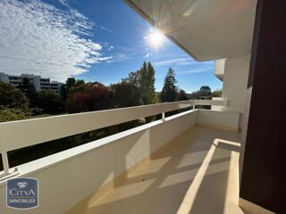  Appartement à louer 3 pièces 73 m²