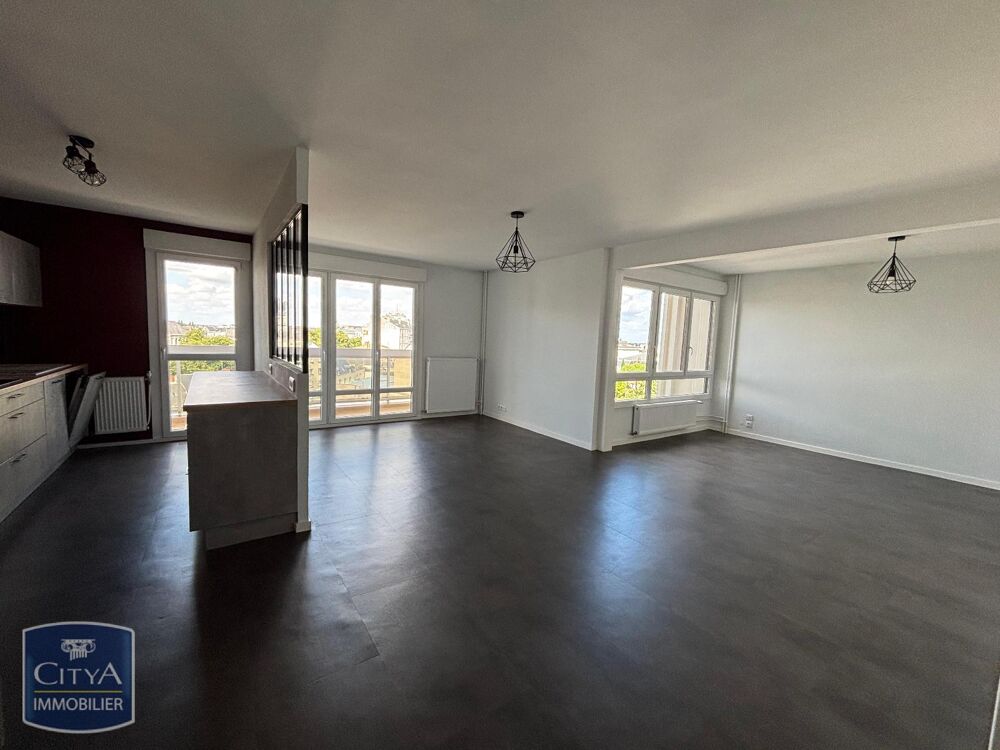 À LOUER : Appartement rénové T4 situé à Châteauroux, dan....