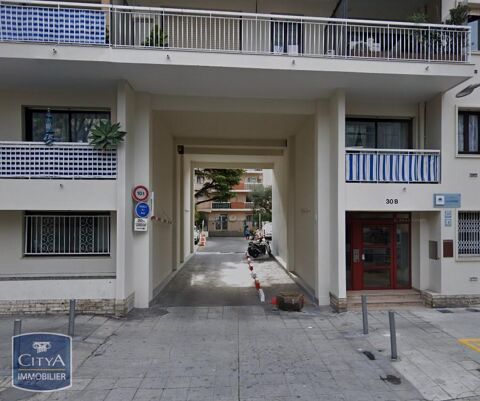  Parking / Garage � louer 