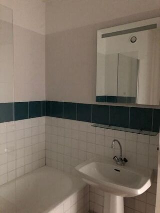  Appartement  louer 1 pice 32 m