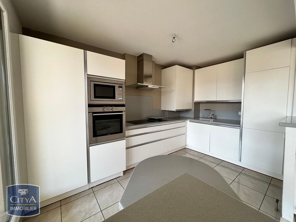 location Appartement - 4 pièce(s) - 120 m² Villefranche-sur-Saône (69400)