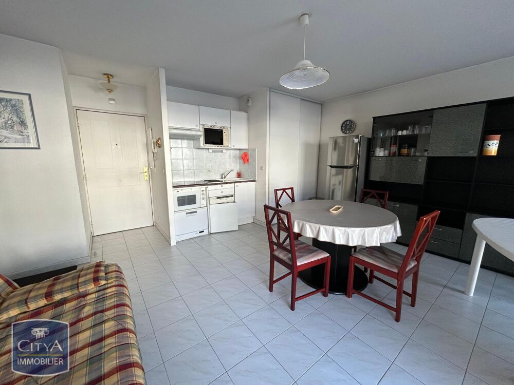 location Appartement - 2 pièce(s) - 41 m² Fréjus (83600)