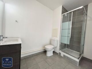  Appartement à louer 2 pièces 43 m²