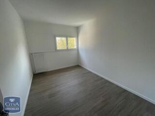  Appartement à louer 3 pièces 60 m²