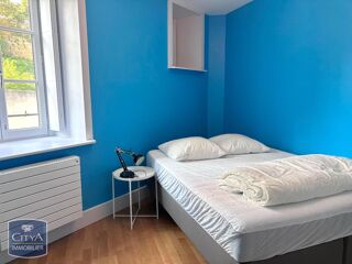  Appartement à louer 4 pièces 116 m²