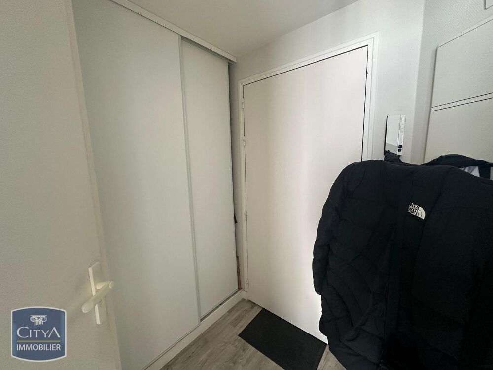 location Appartement - 1 pièce(s) - 22 m² Poitiers (86000)