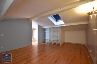  Maison à louer 4 pièces 117 m²