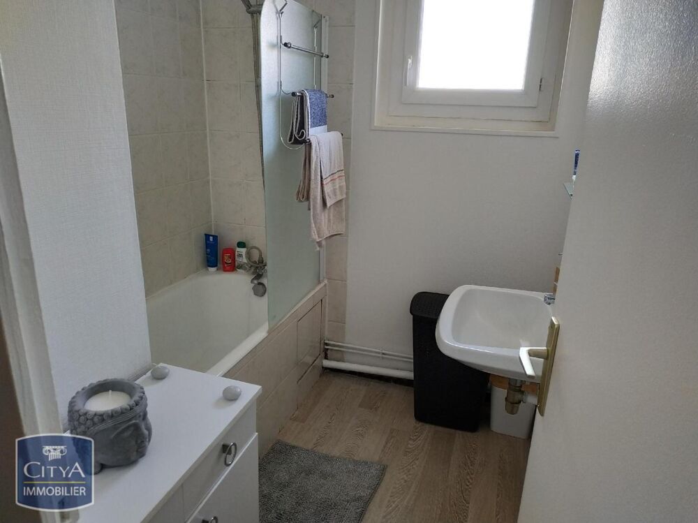 location Appartement - 2 pièce(s) - 54 m² Crêches-sur-Saône (71680)
