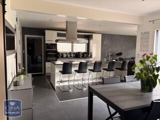  Maison � louer 5 pi�ces 134 m�