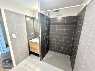  Appartement à louer 2 pièces 47 m²