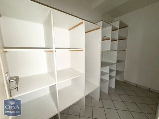  Appartement à louer 3 pièces 69 m²
