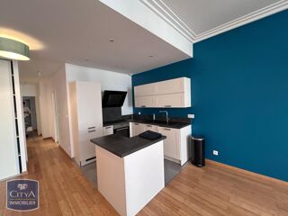  Appartement à louer 3 pièces 78 m²