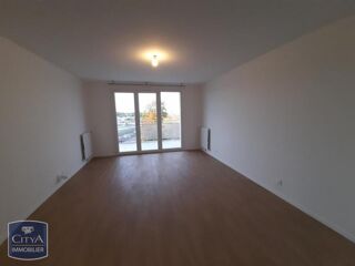  Appartement à louer 3 pièces 63 m²