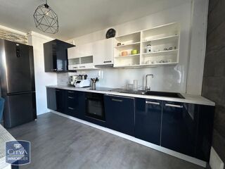  Appartement à louer 3 pièces 75 m²