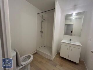  Appartement à louer 2 pièces 40 m²